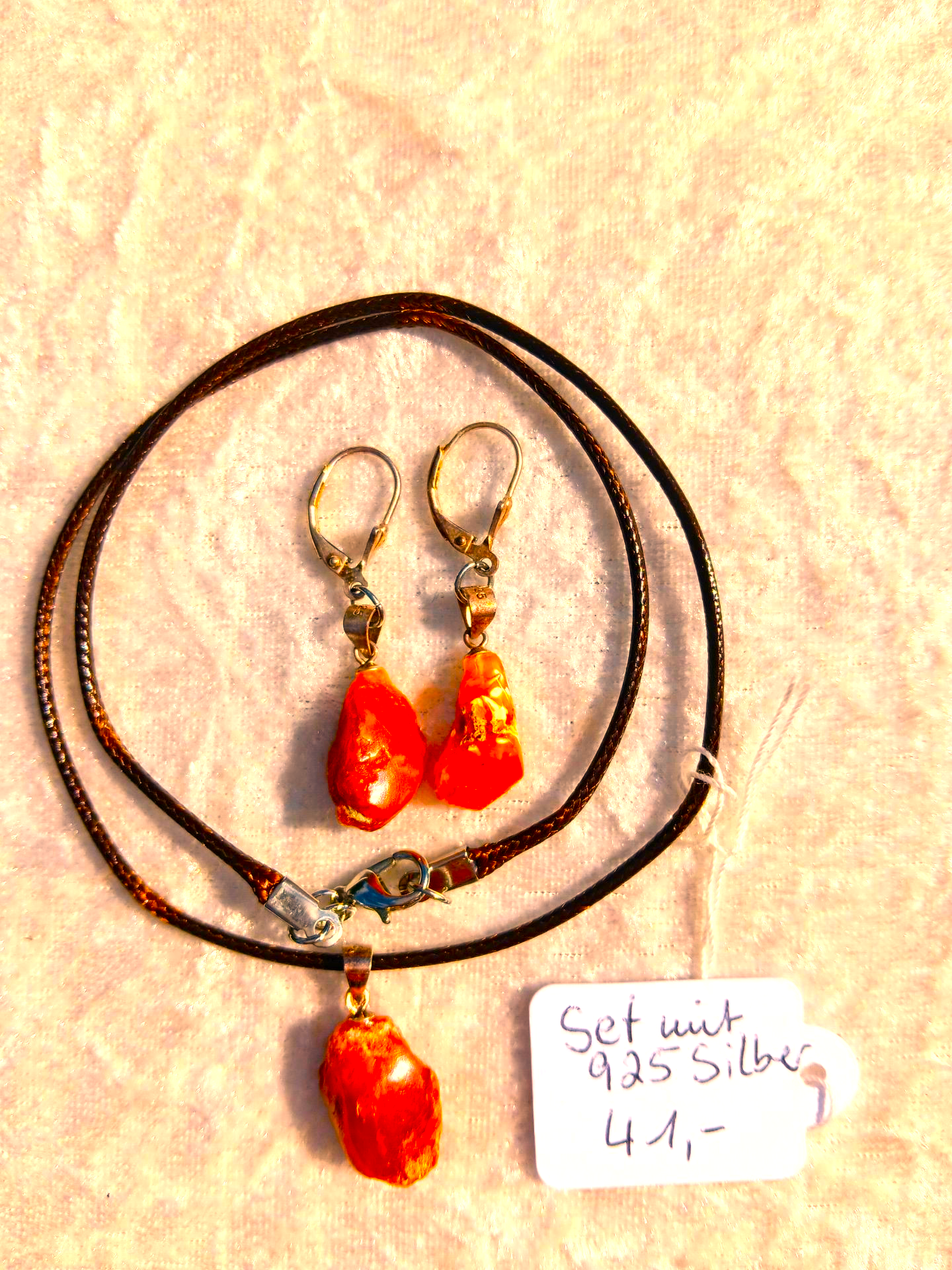 Set Halskette mit Ohrringen