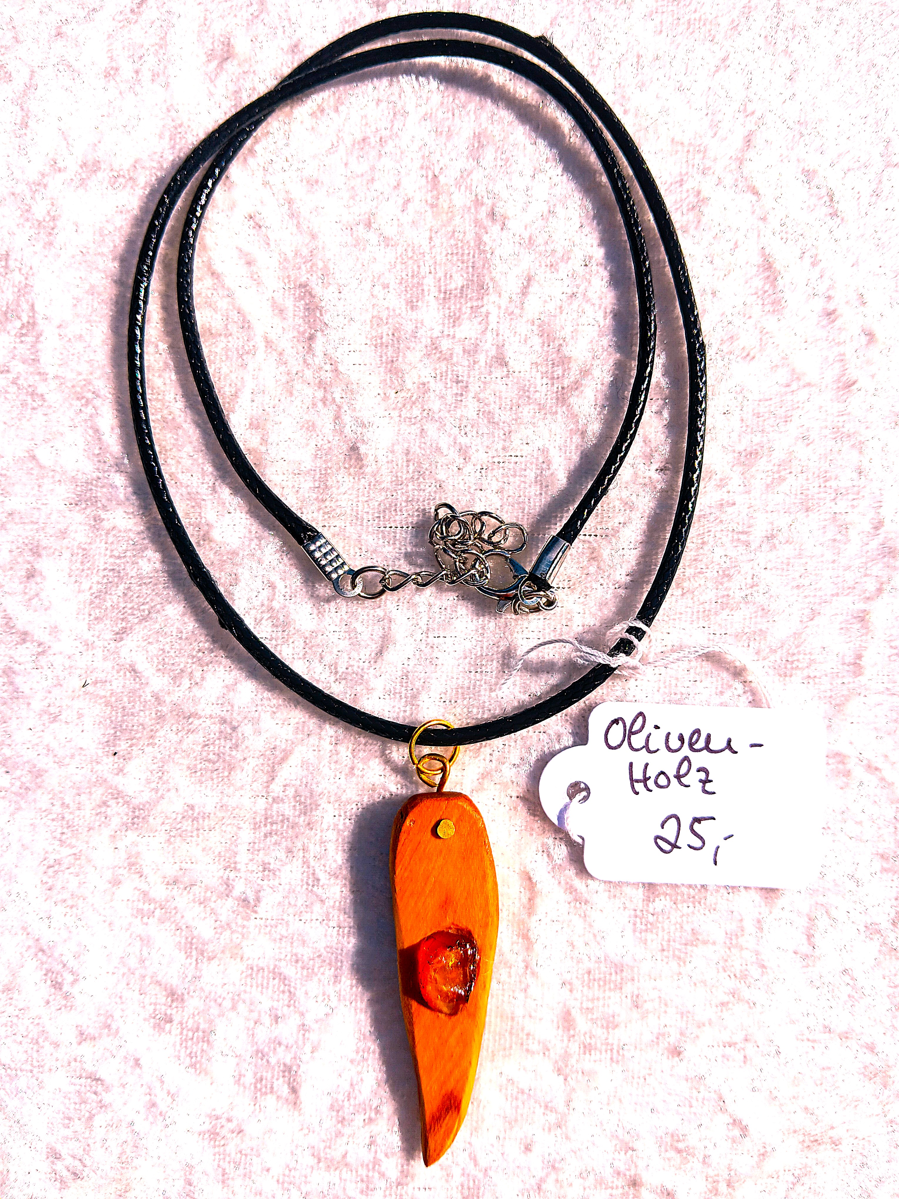 Kette mit Olivenholz